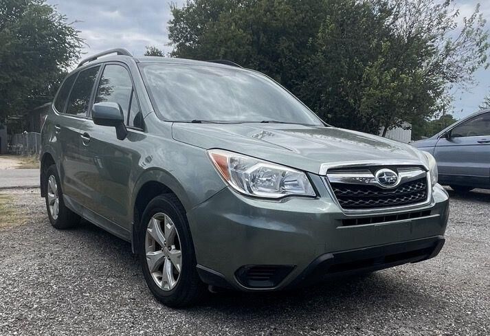 2014 SUBARU Forester