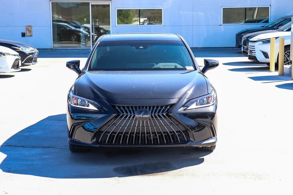 2024 Lexus ES
