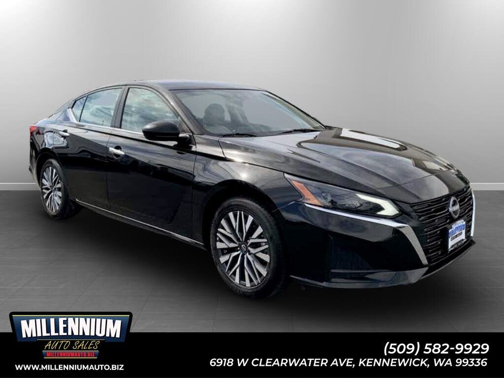 2025 NISSAN Altima