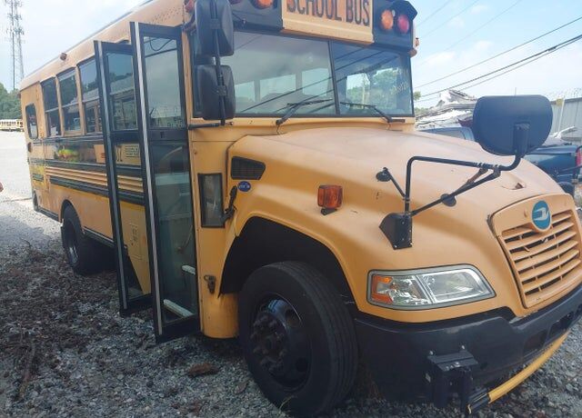 2011 BLUE BIRD BB Conventional