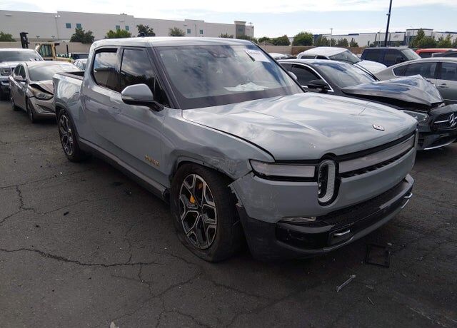 2022 RIVIAN R1T