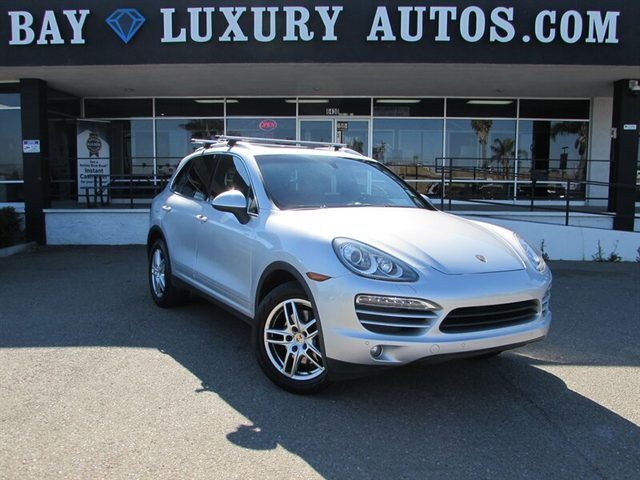 2012 PORSCHE Cayenne