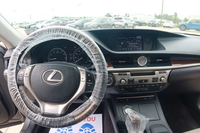 2014 Lexus ES