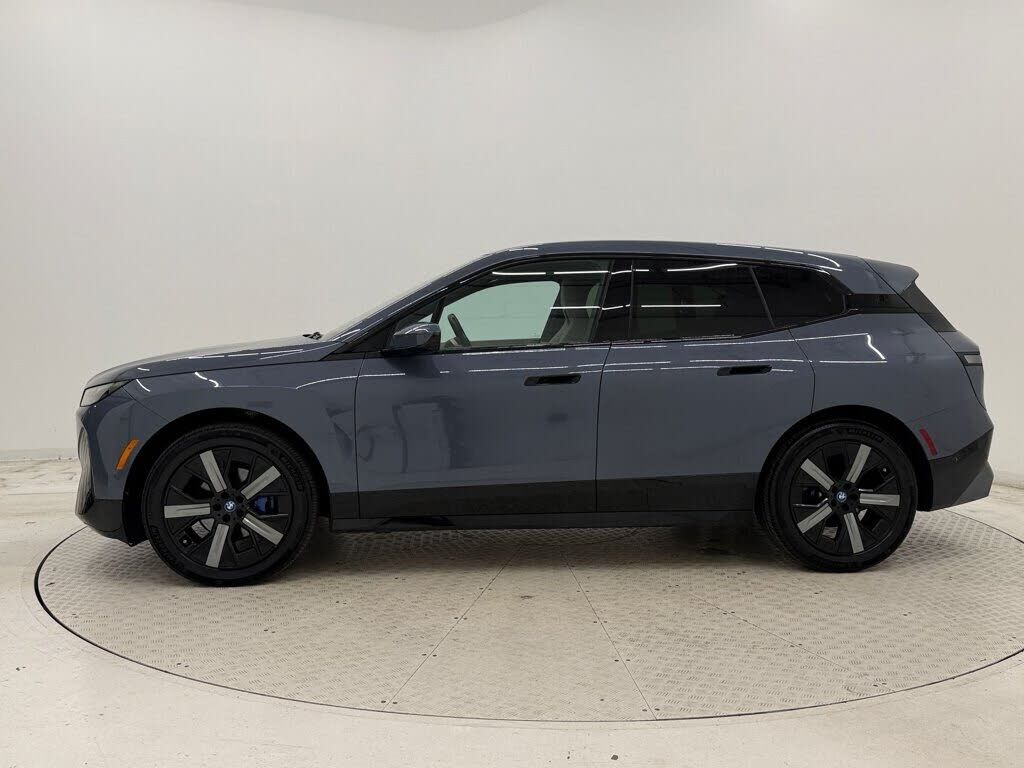 2024 BMW iX