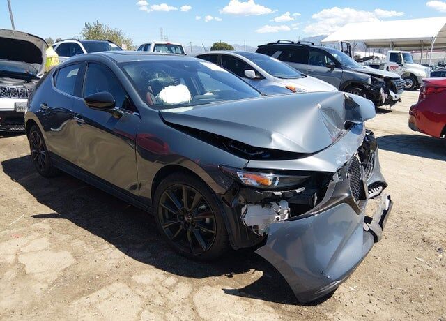 2022 MAZDA Mazda3