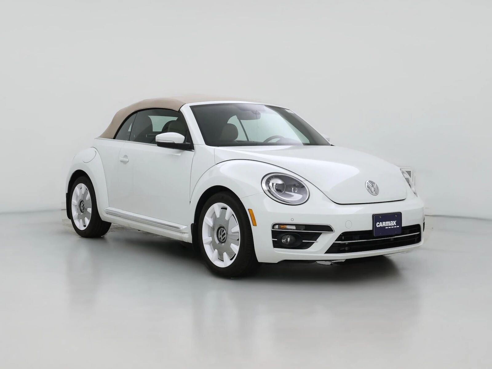 2019 VOLKSWAGEN Beetle