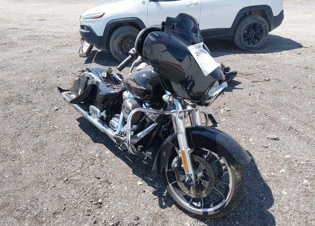 2019 HARLEY DAVIDSON FLHX / Street Glide