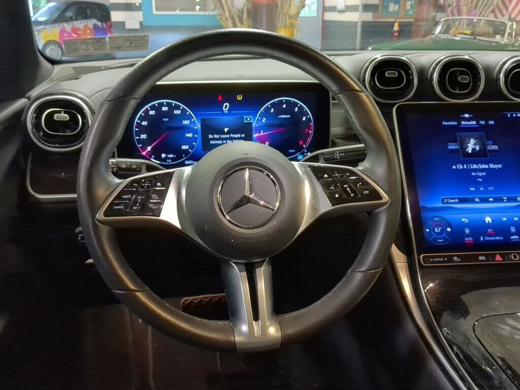 2023 Mercedes-Benz GLC-Class