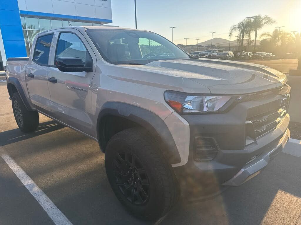 2023 CHEVROLET Silverado