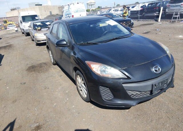 2013 MAZDA Mazda3