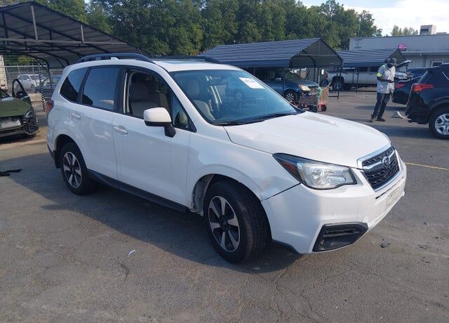 2018 SUBARU Forester