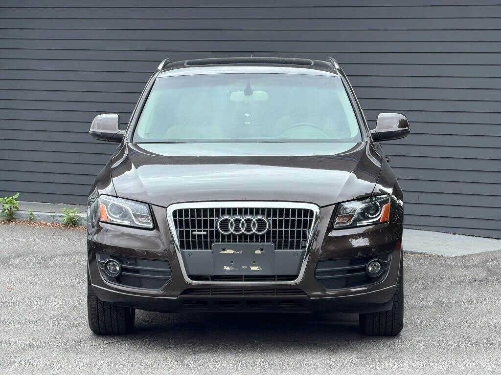 2011 AUDI Q5