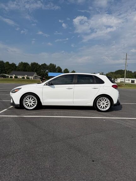 2019 HYUNDAI Elantra GT