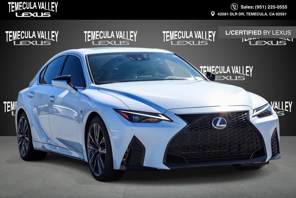2023 LEXUS IS