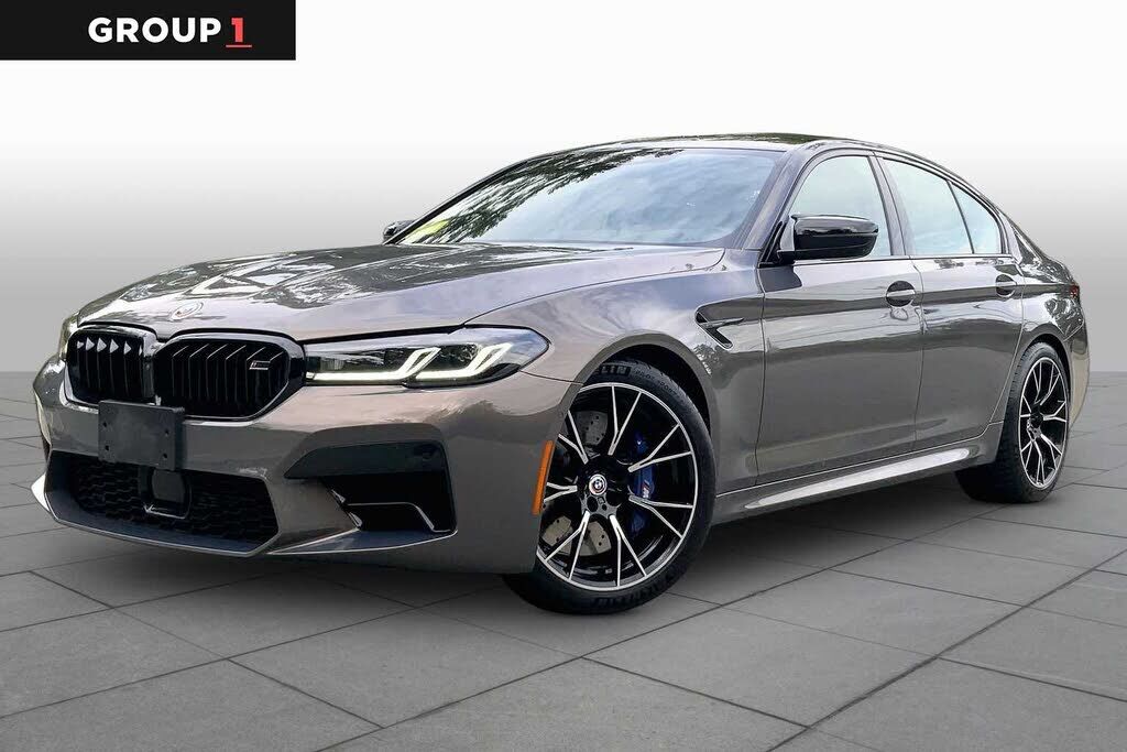 2023 BMW M5