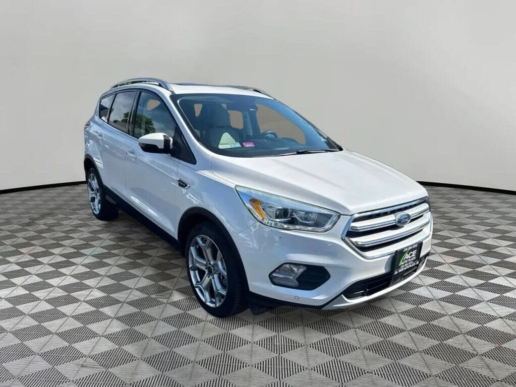 2017 FORD Escape