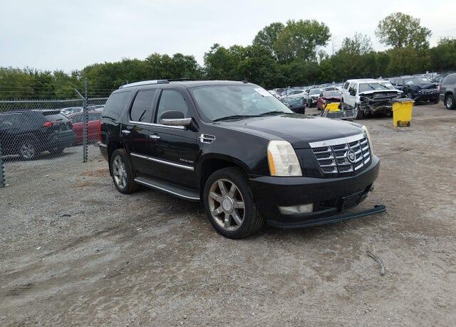 2010 CADILLAC Escalade
