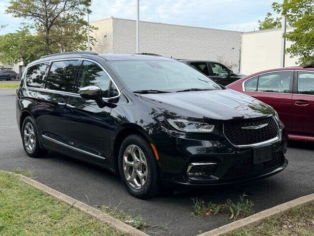 2022 CHRYSLER Pacifica
