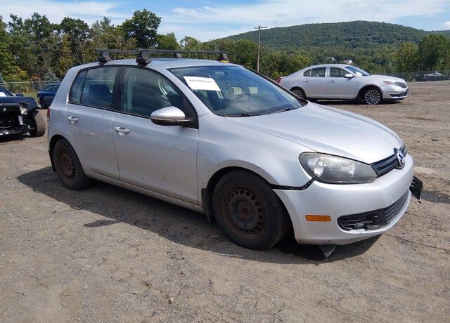 2012 VOLKSWAGEN Golf