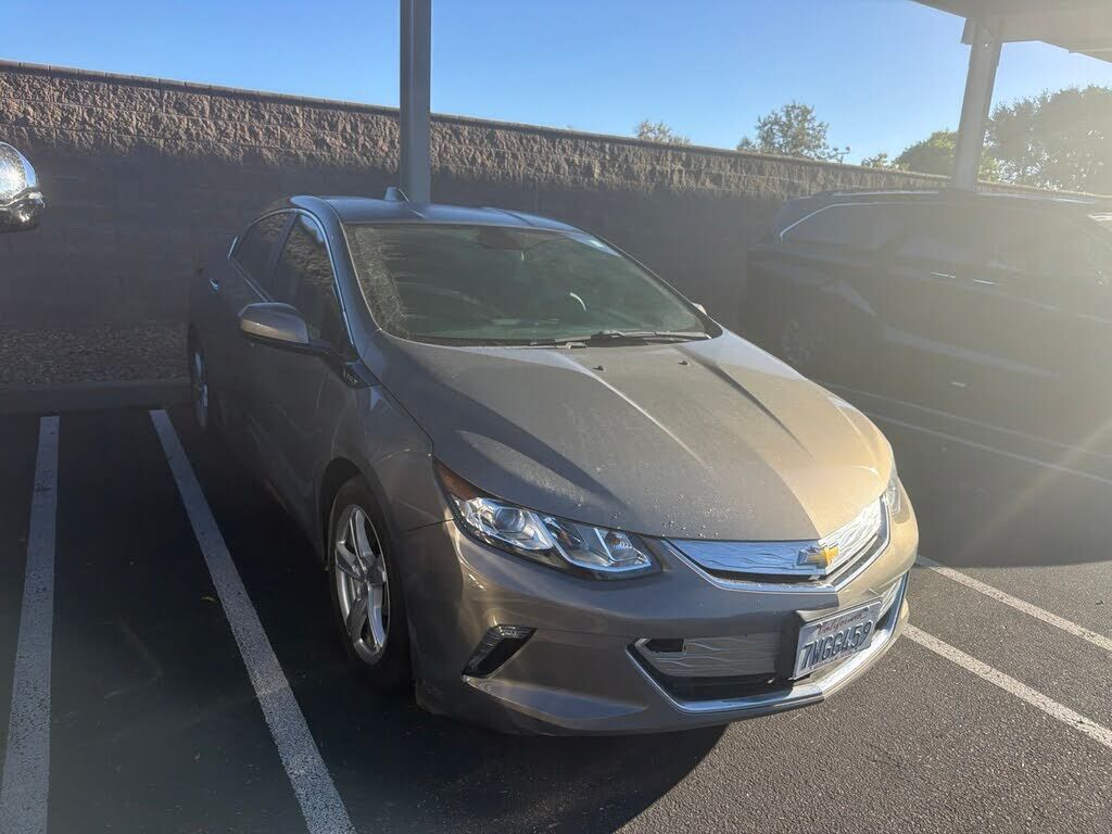 2017 CHEVROLET Volt