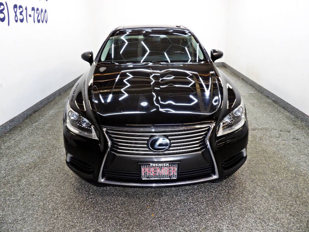 2014 Lexus LS