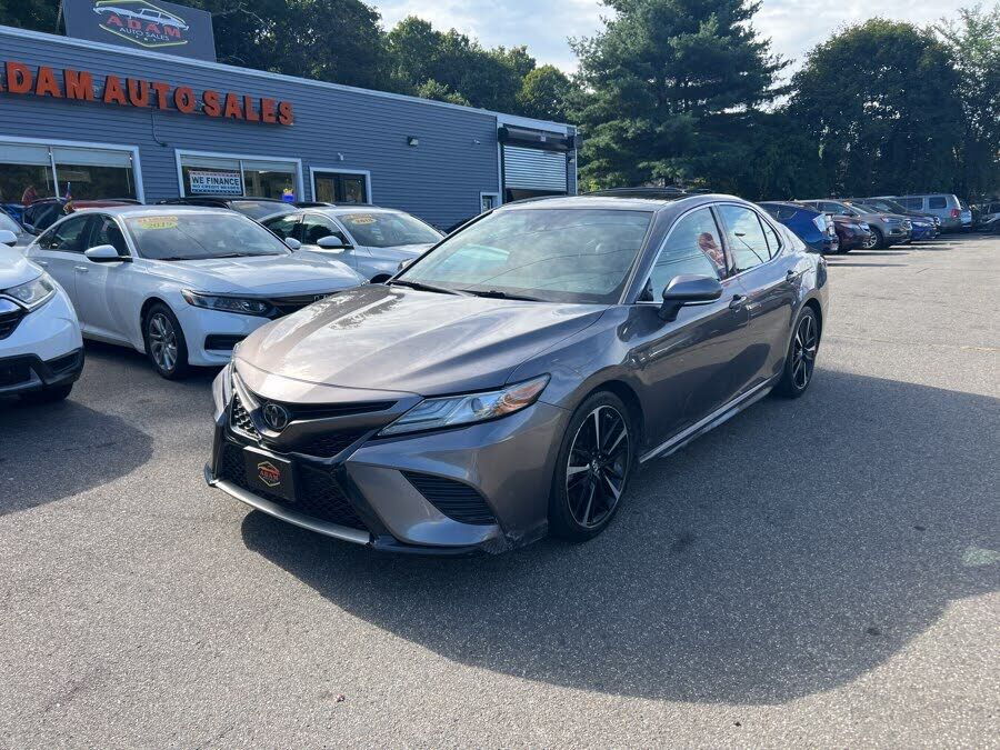 2019 TOYOTA Camry
