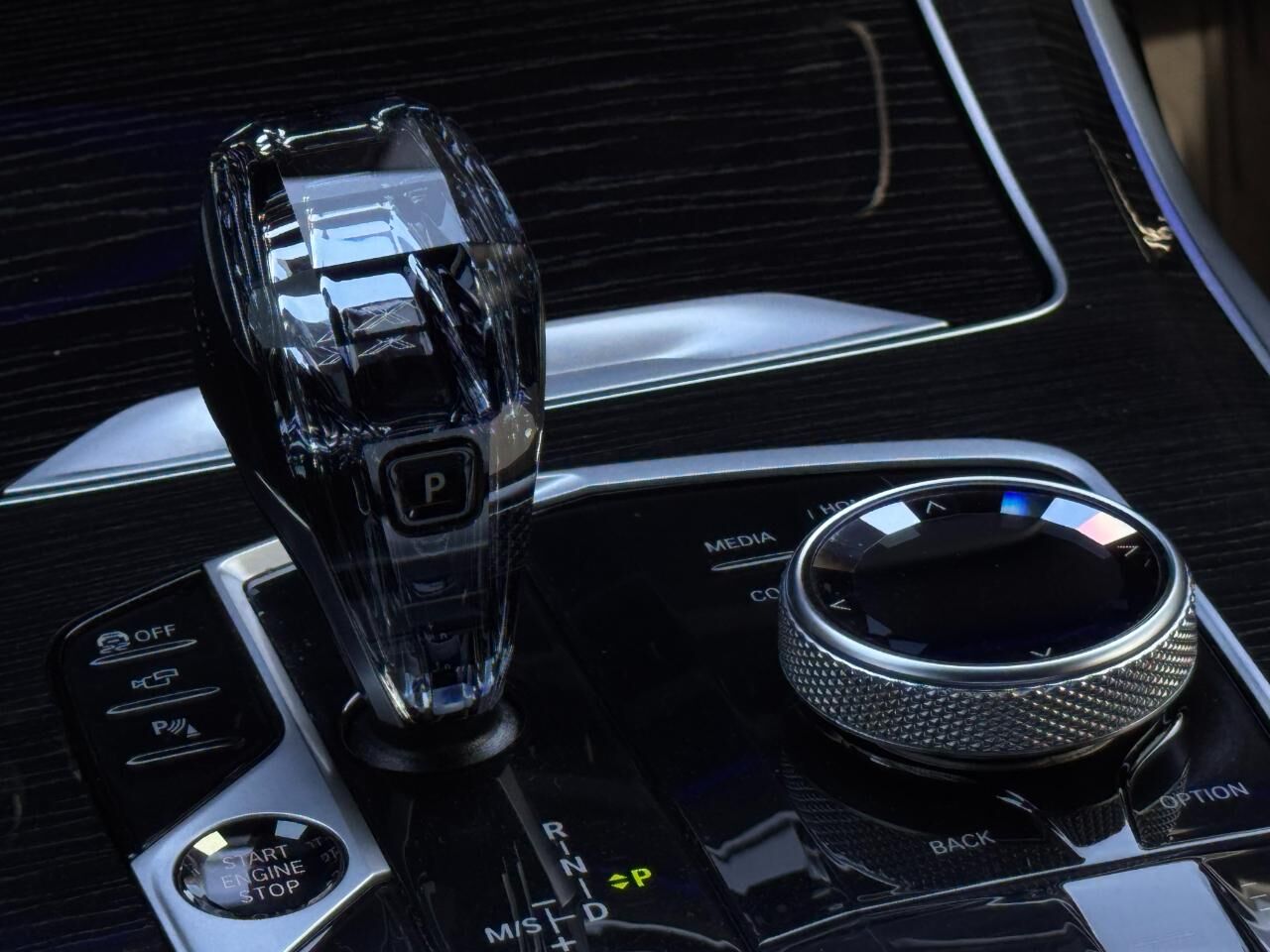 2022 BMW X7