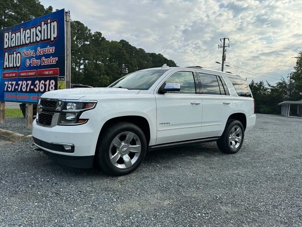2017 CHEVROLET Tahoe