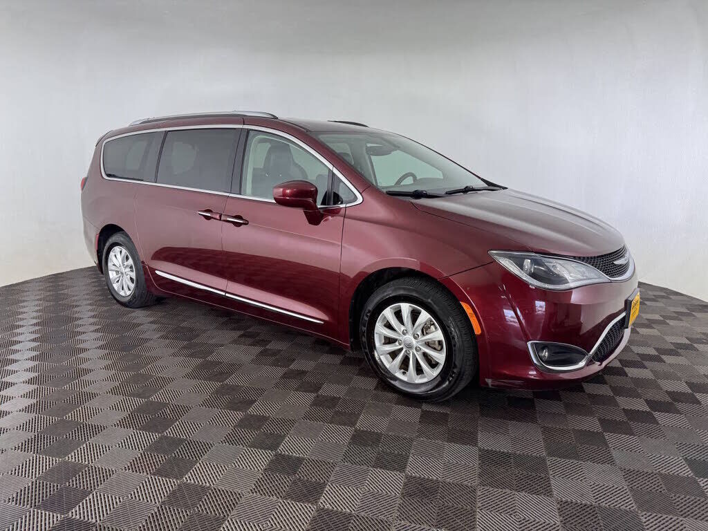 2019 CHRYSLER Pacifica