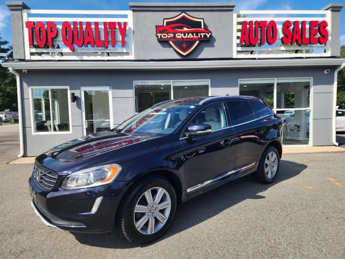 2017 VOLVO XC60