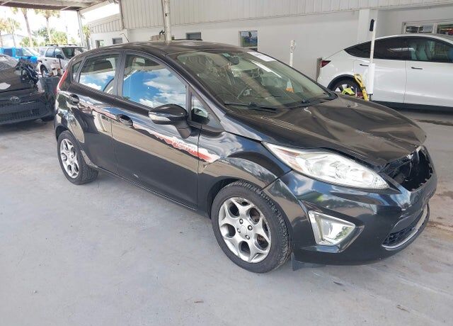 2011 FORD Fiesta