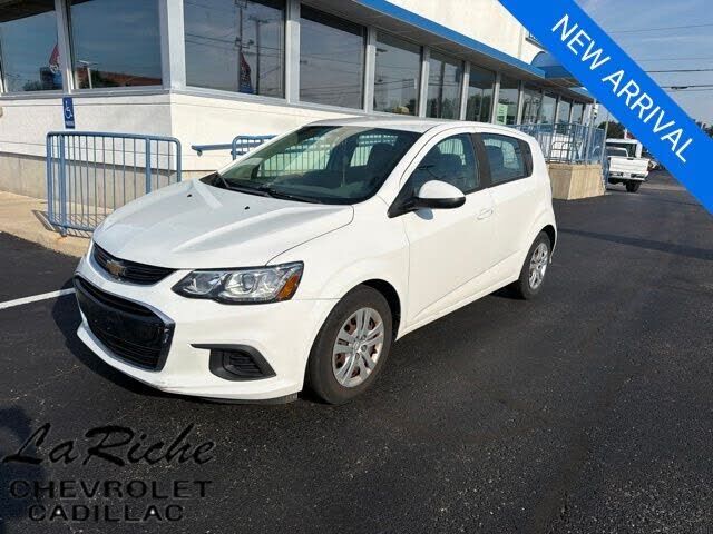 2017 CHEVROLET Sonic