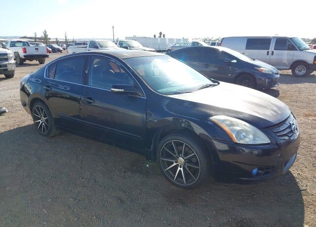 2010 NISSAN Altima