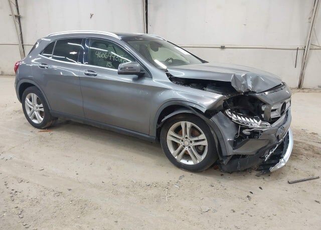 2015 MERCEDES-BENZ GLA-Class