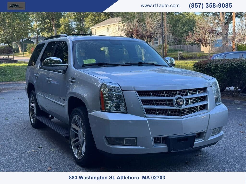 2014 CADILLAC Escalade