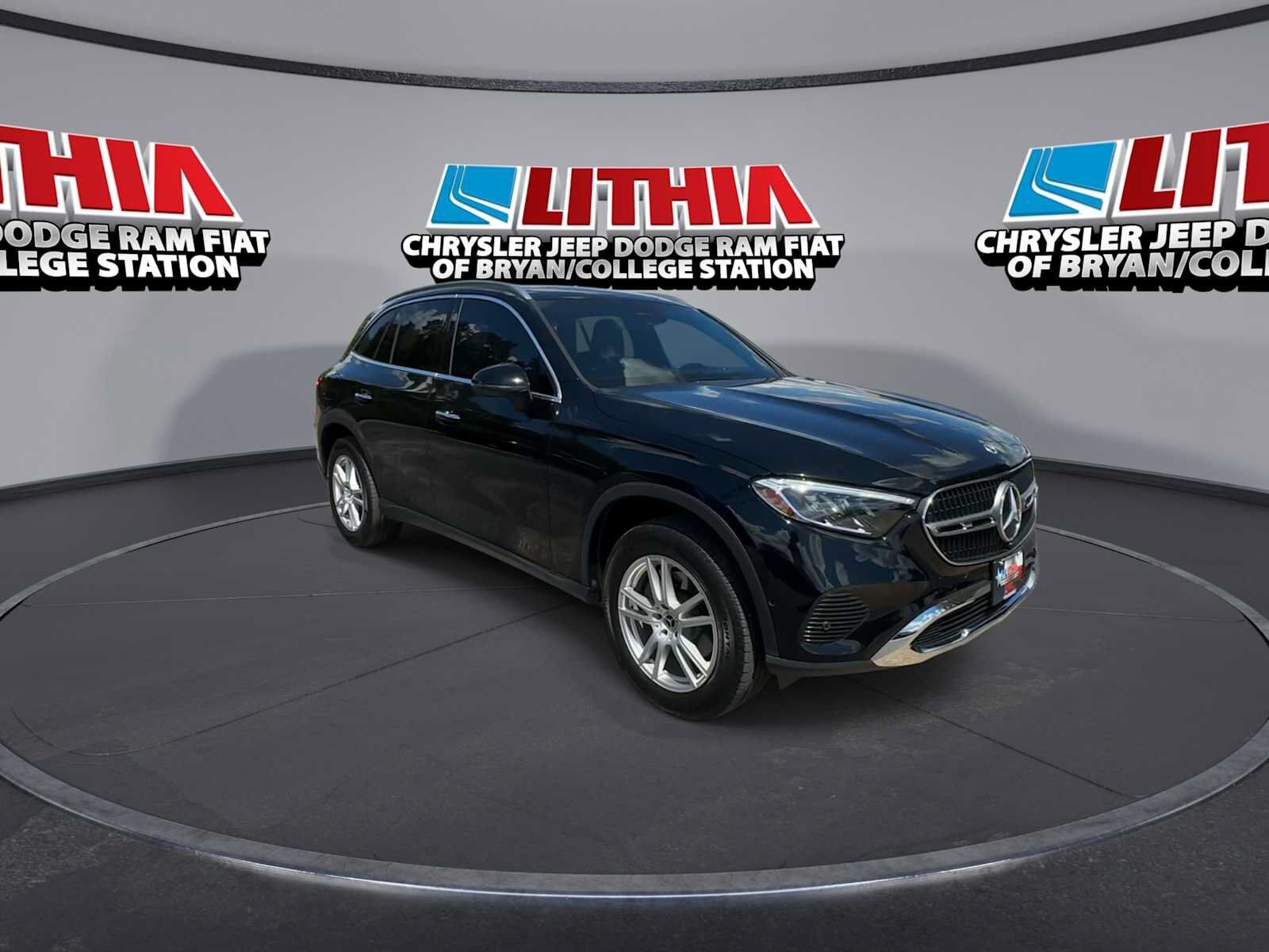 2023 Mercedes-Benz GLC-Class