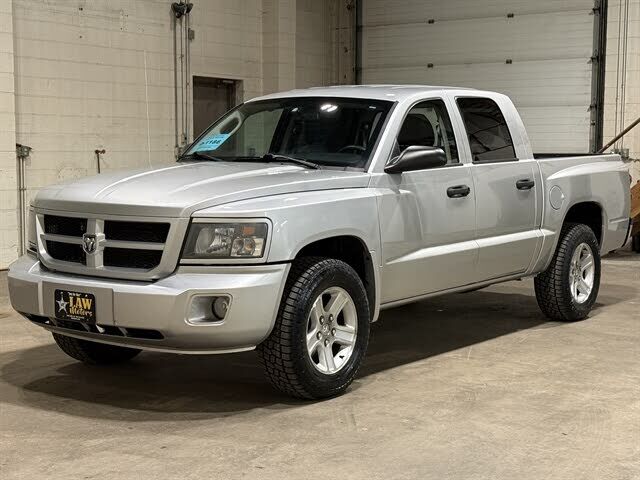 2011 DODGE Dakota