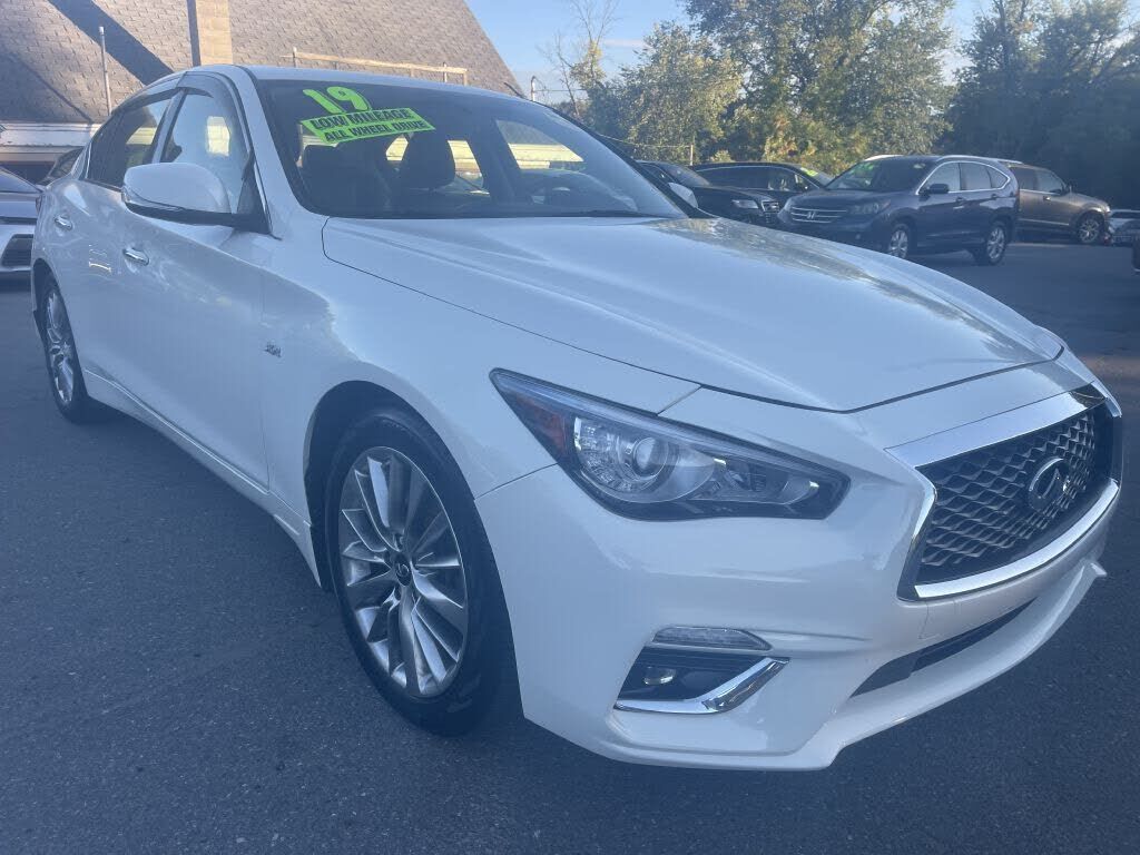 2019 INFINITI Q50