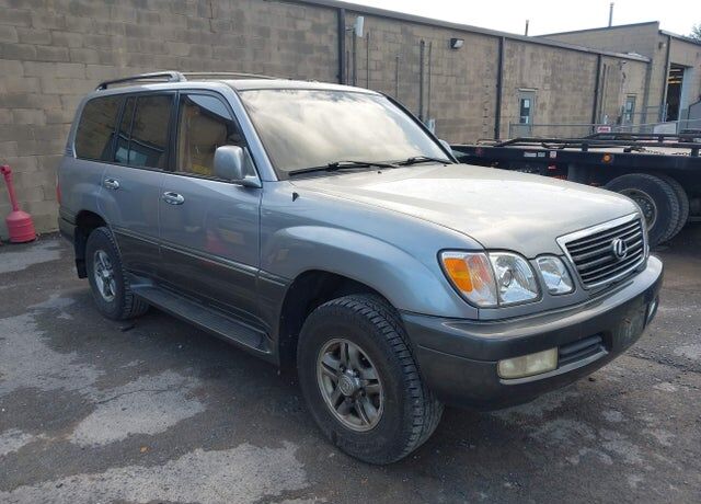 2001 LEXUS LX