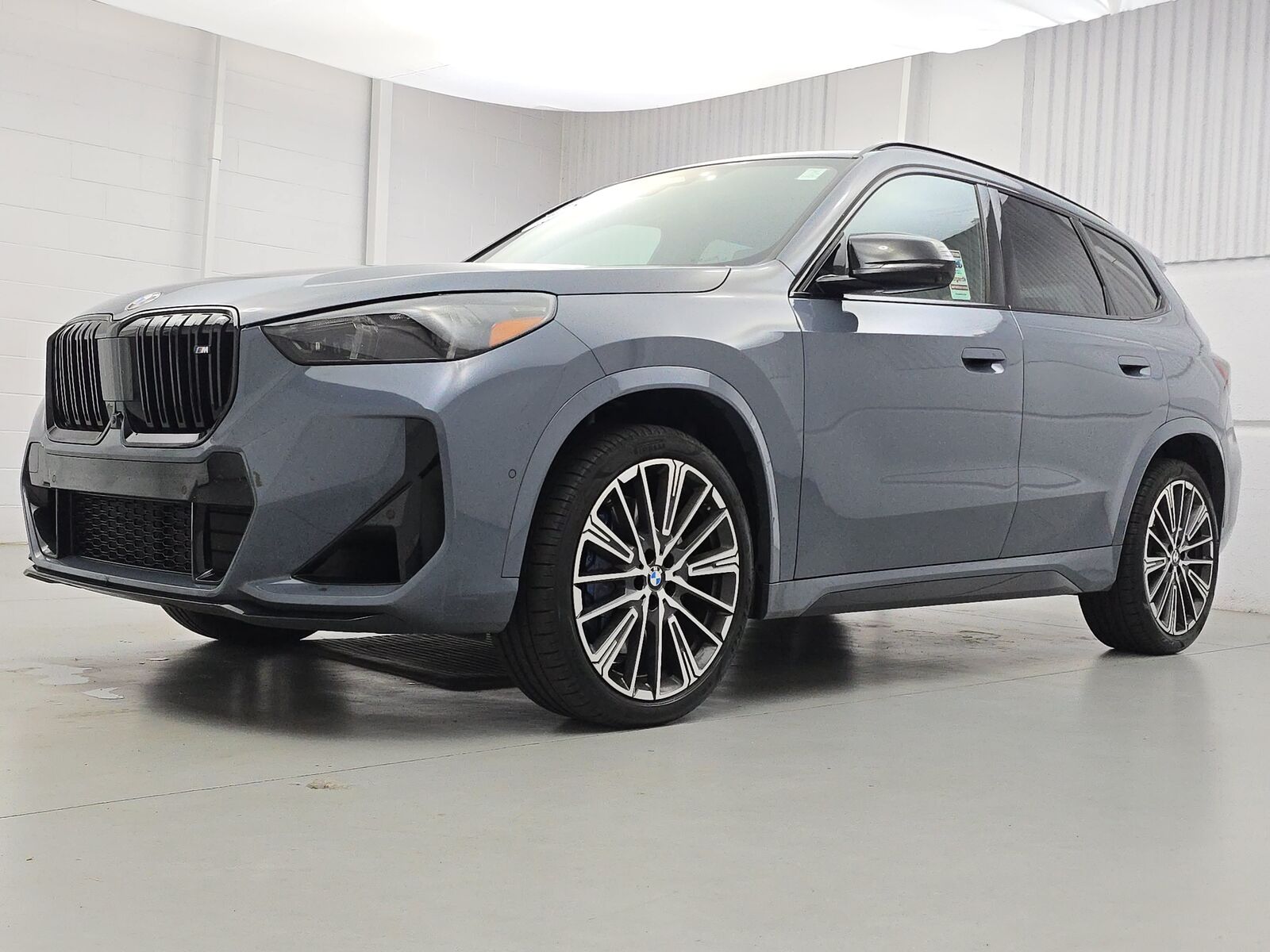 2025 BMW X1