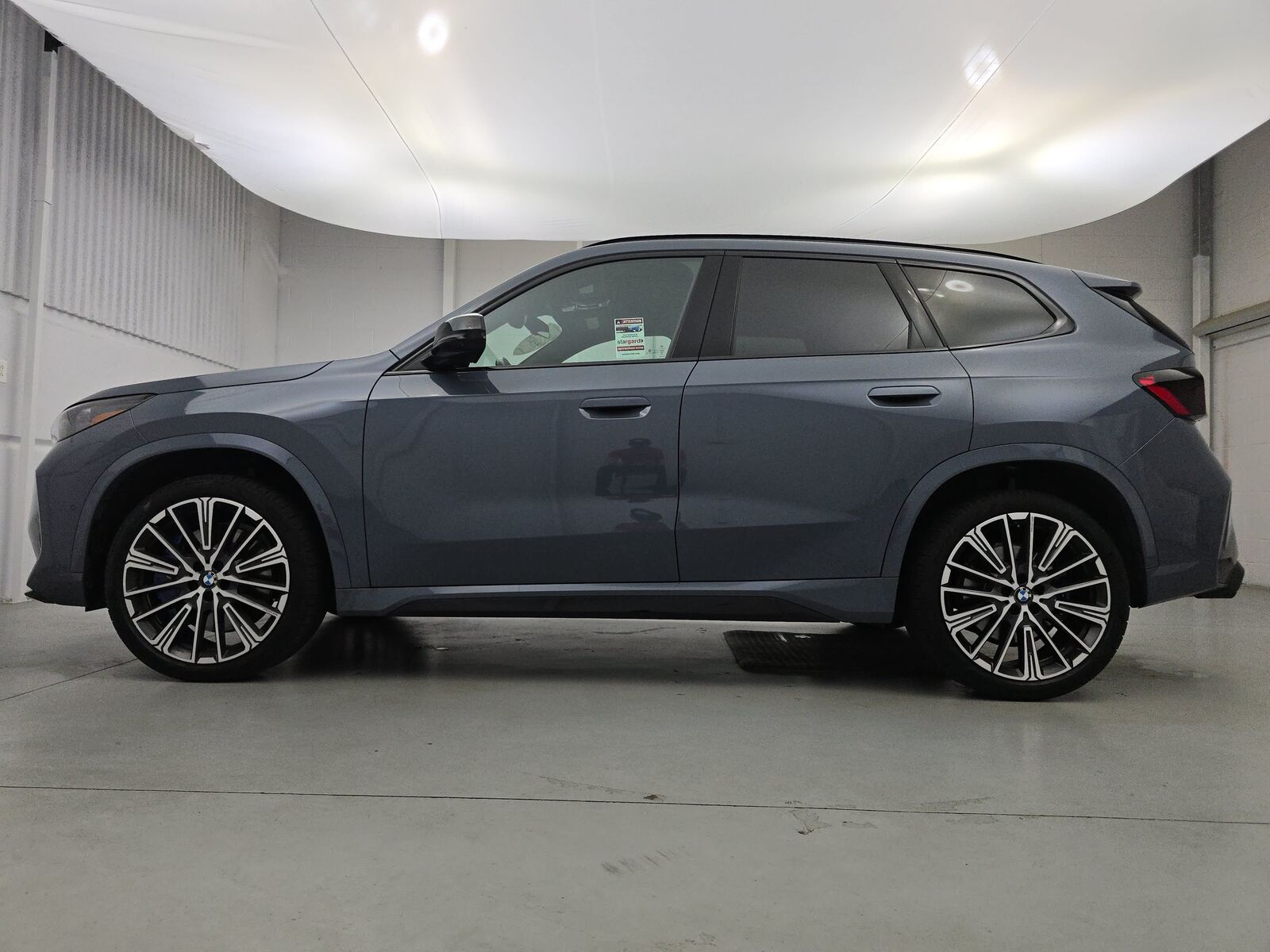 2025 BMW X1