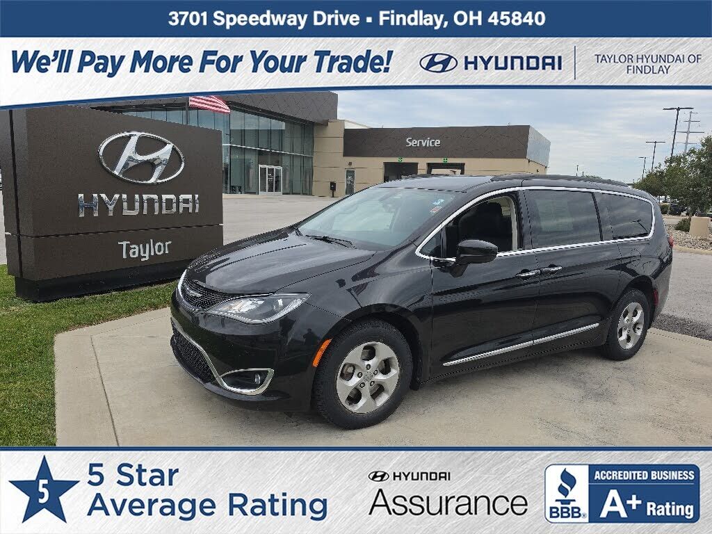 2017 CHRYSLER Pacifica