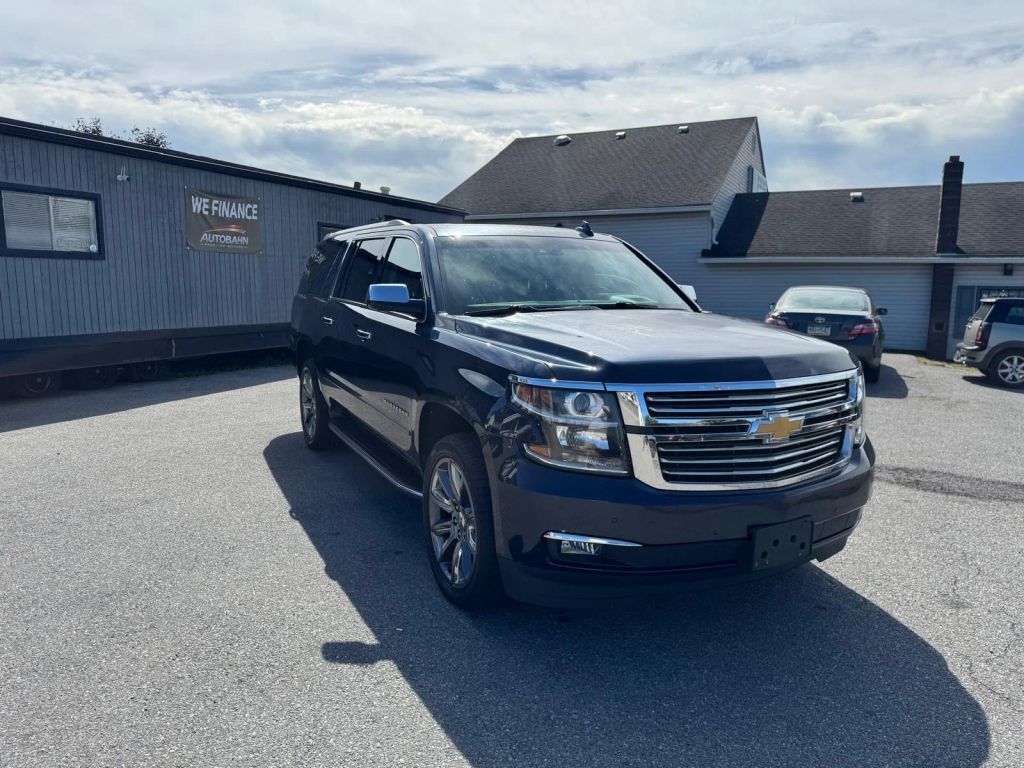 2017 CHEVROLET Suburban