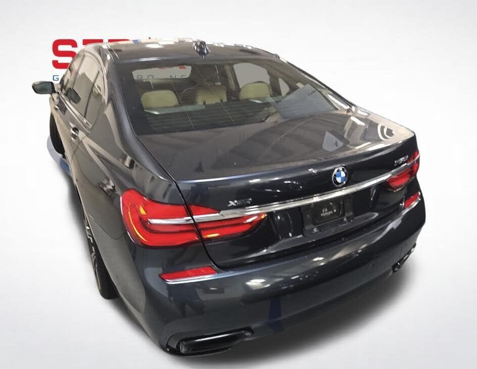 2018 BMW 750i / B7