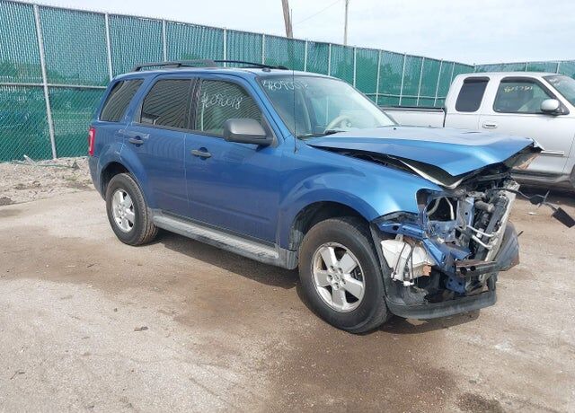 2010 FORD Escape