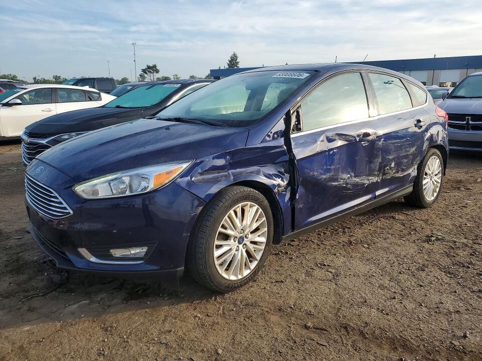 2017 FORD Focus