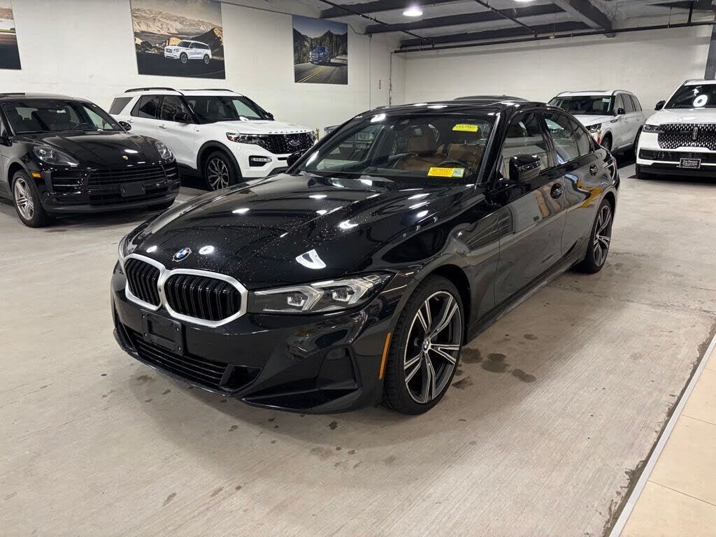 2023 BMW 330i
