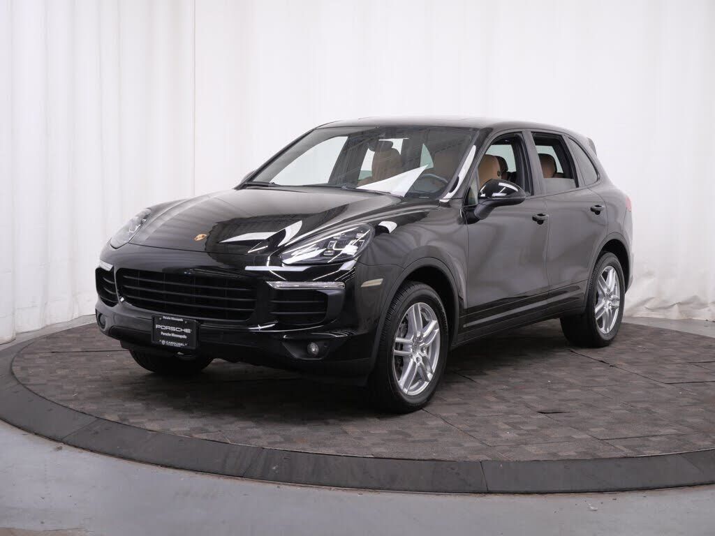 2016 PORSCHE Cayenne