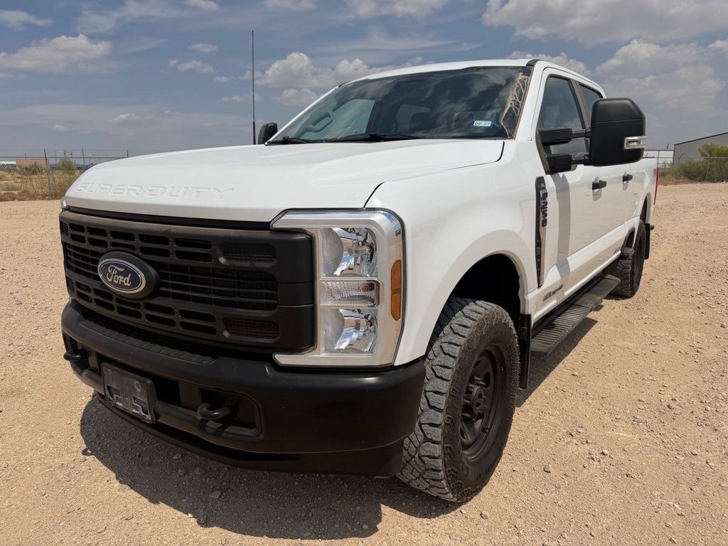 2025 FORD F-250