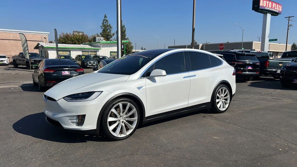 2016 TESLA Model X
